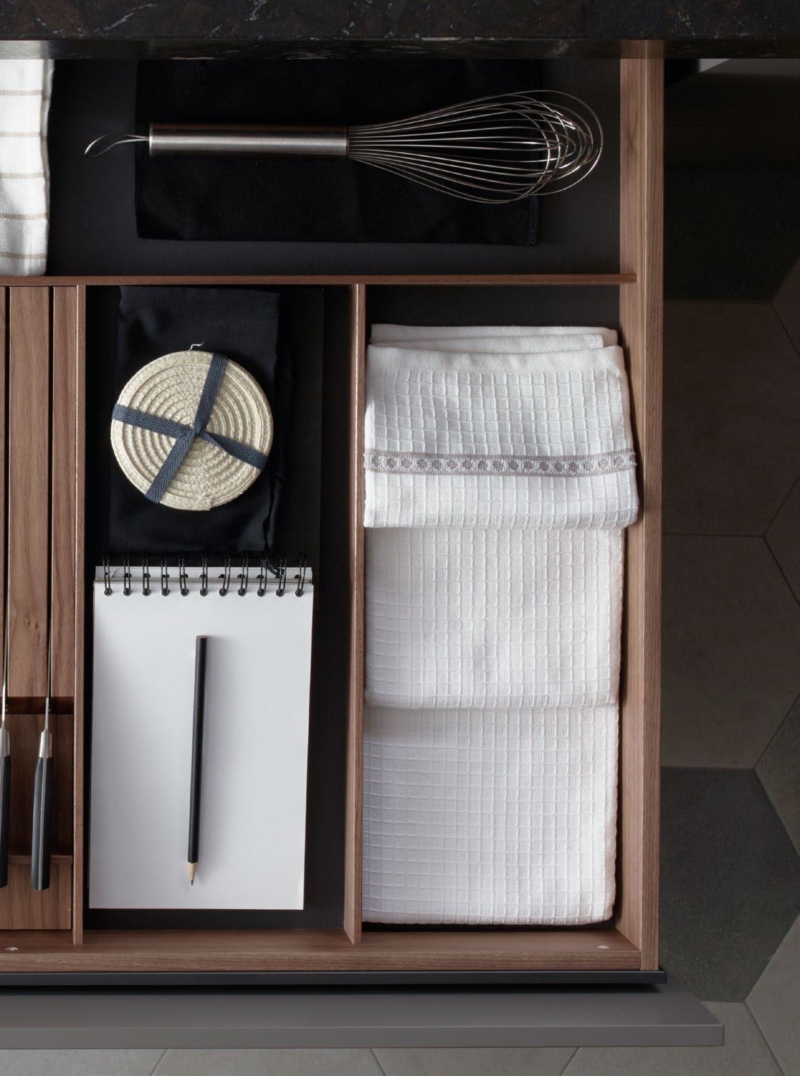 COCINA CON ISLA, MESA Y APARADOR - Dimode