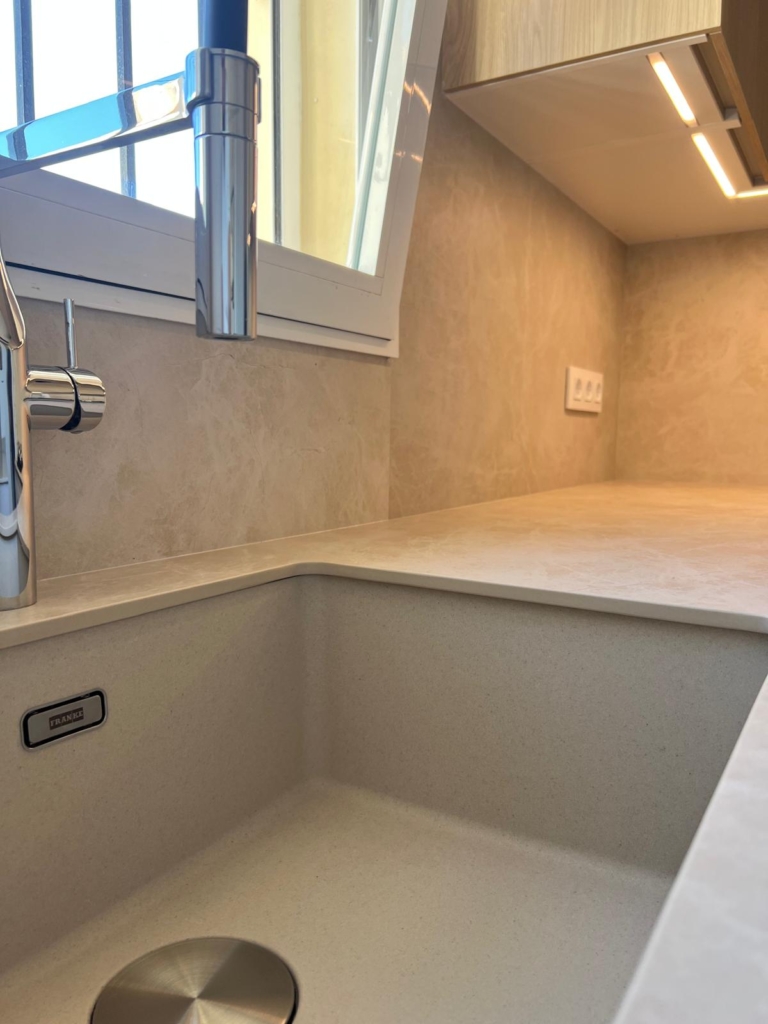 Shop-Santos-Kitchen-Orba-sink-pietra Shop Santos Kitchen Orba sink and tap view